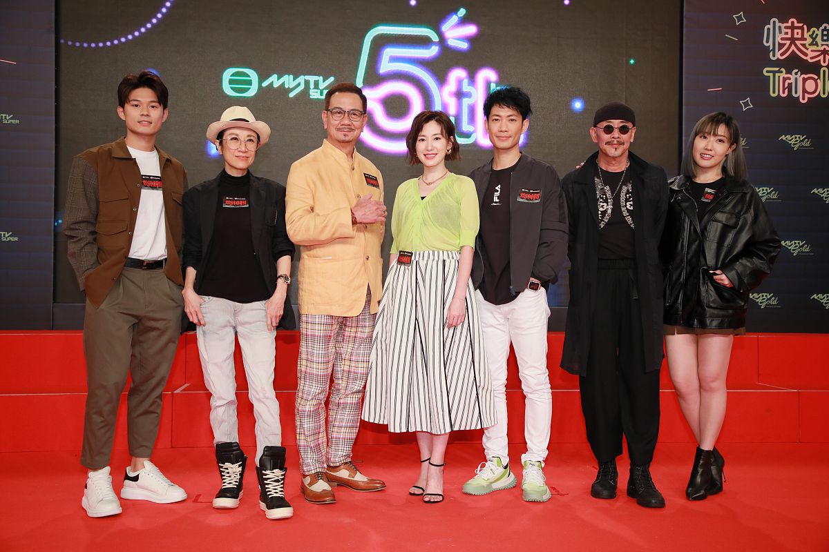 何嘉朗是谁？ - 了解他的更多信息