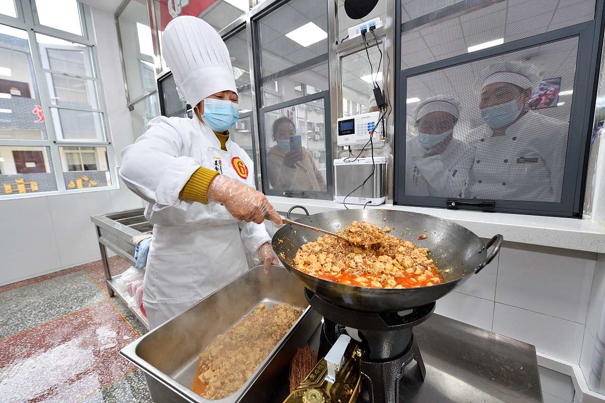 湖北航天工业学校2023年新增专业：机械设计制造、物联网等 - 未来发展方向