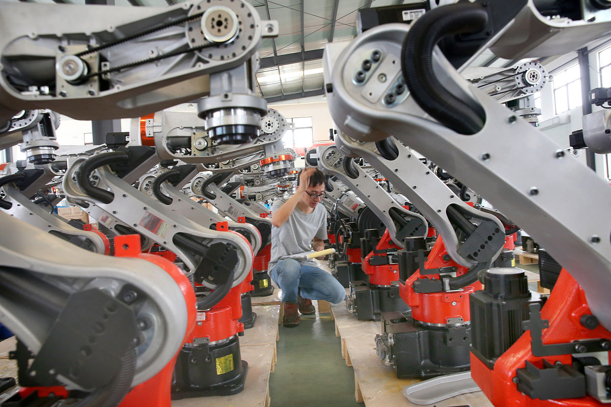 工业智能化：重塑工作方式，释放人力潜能