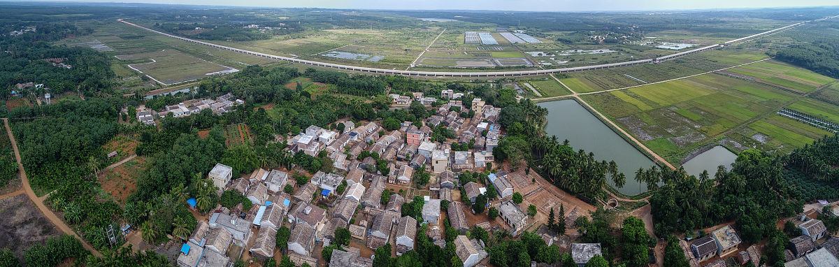 超材料的这些特性使得其成为解决各个领域相关工程问题的杰出和可行的解决方案因此得到了学术界和工业界的广泛关注。 润色一下
