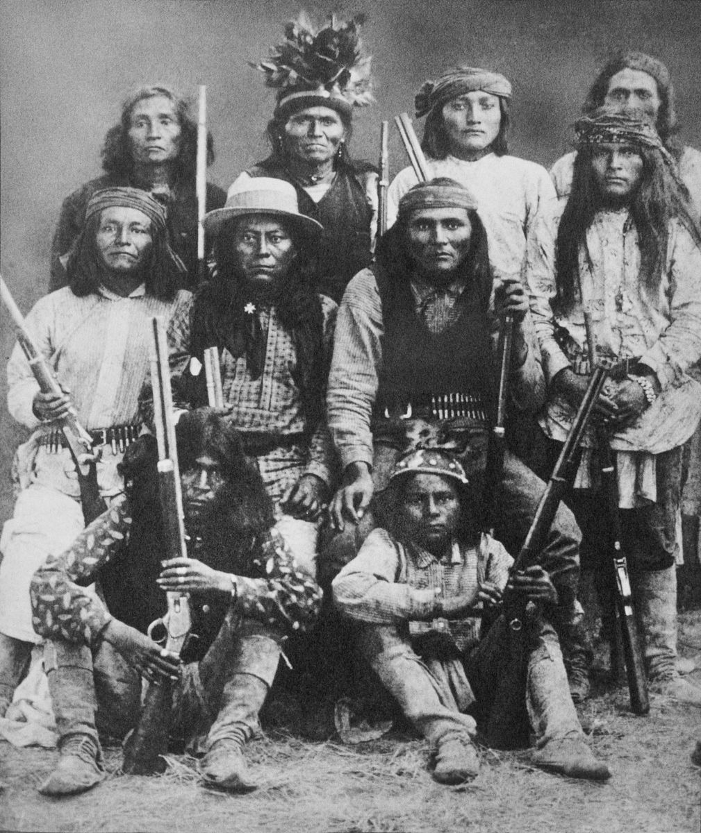 apache scouts of general george crook who helped to track geroni