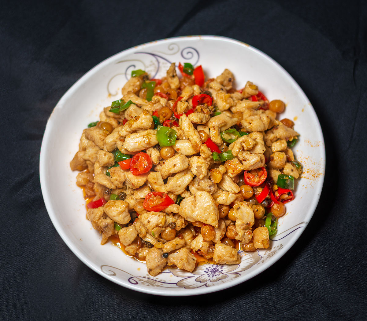 中国最好吃的菜是什么？探索令人垂涎的中国美食