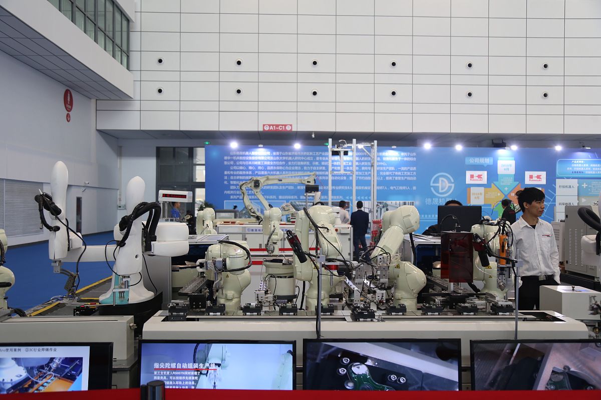 淇县人工智能学校工业机器人专业怎么样？招生条件是什么？