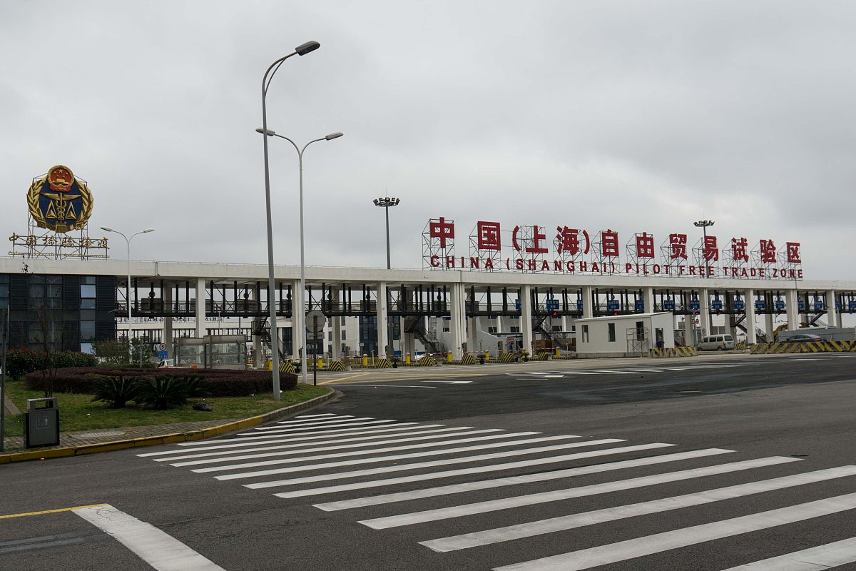 贵阳市翔飞航空职业学校飞行技术专业薪资待遇分析及提升建议