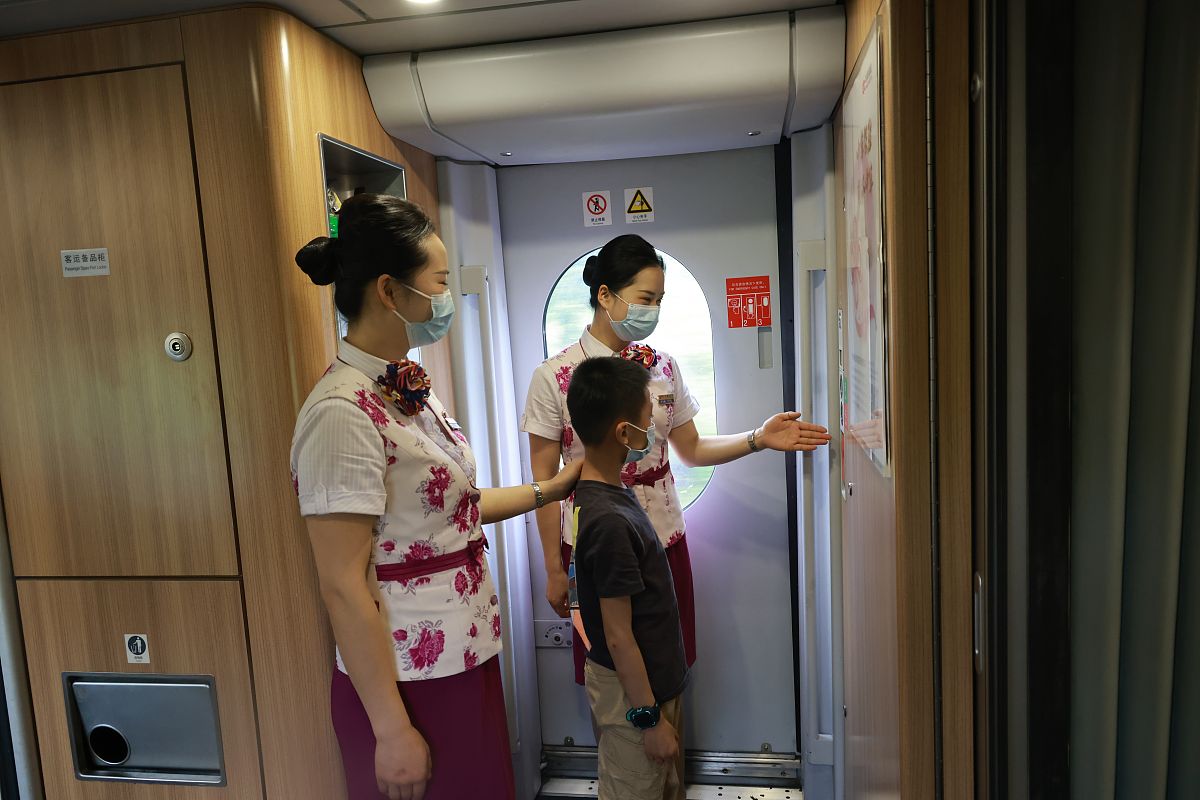 成都高铁学校怎么样好麽