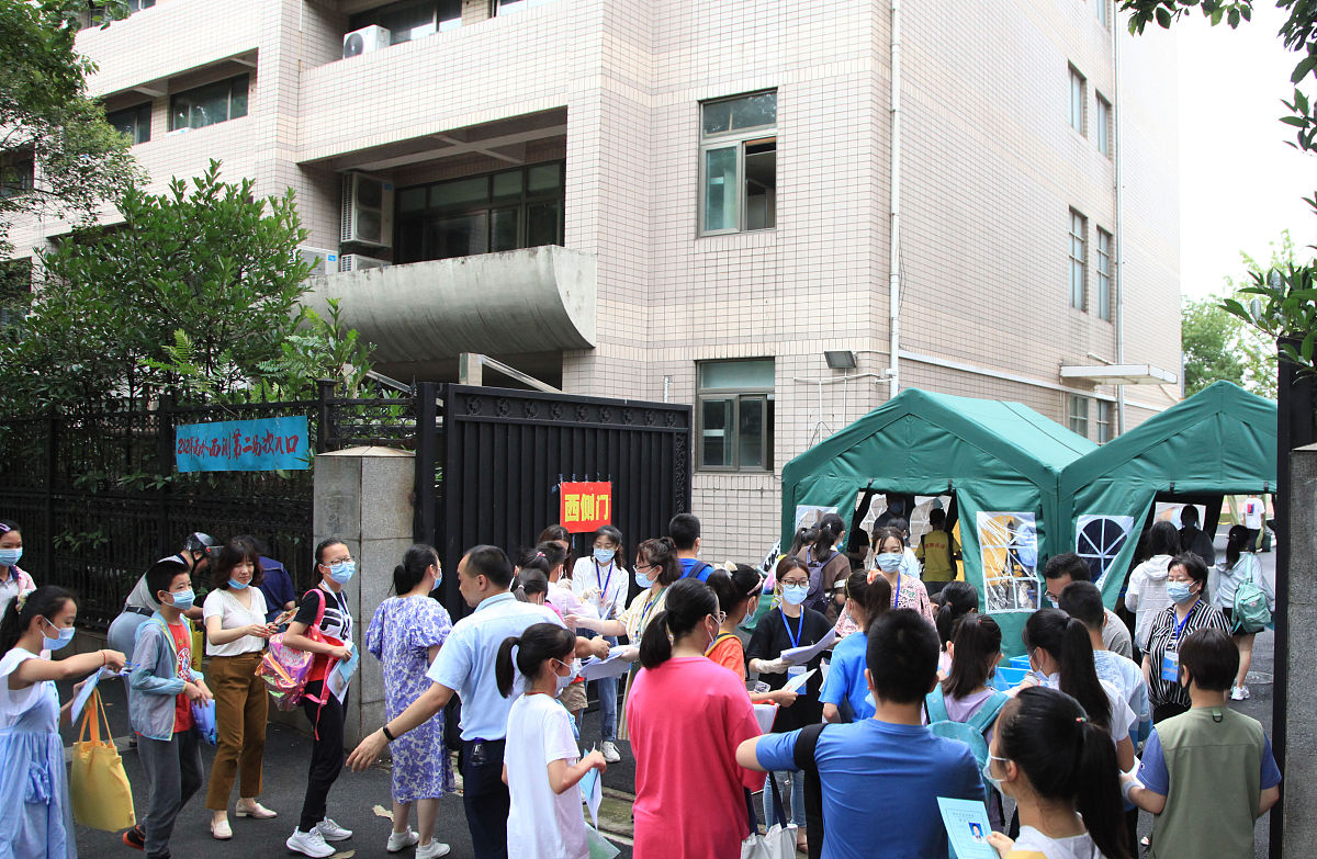 2021年成都幼师学校招生政策解析：分数不是唯一标准