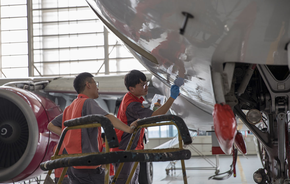 四川飞机维修学校推荐：选择最佳学习途径