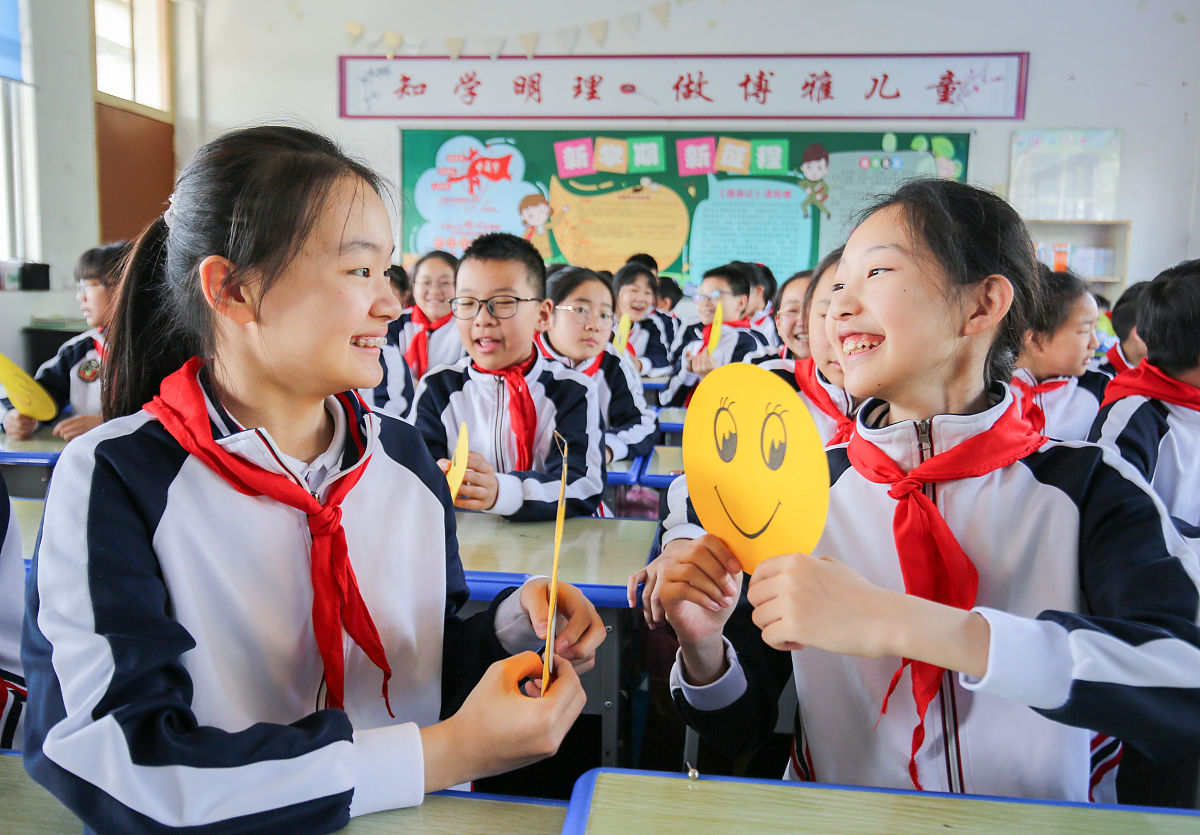 为什么大象不会用电脑？简短笑话！