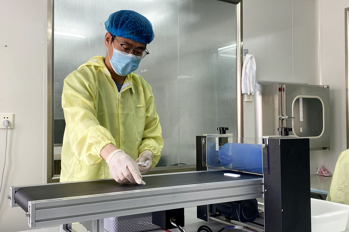 新冠病毒是美国制造的吗