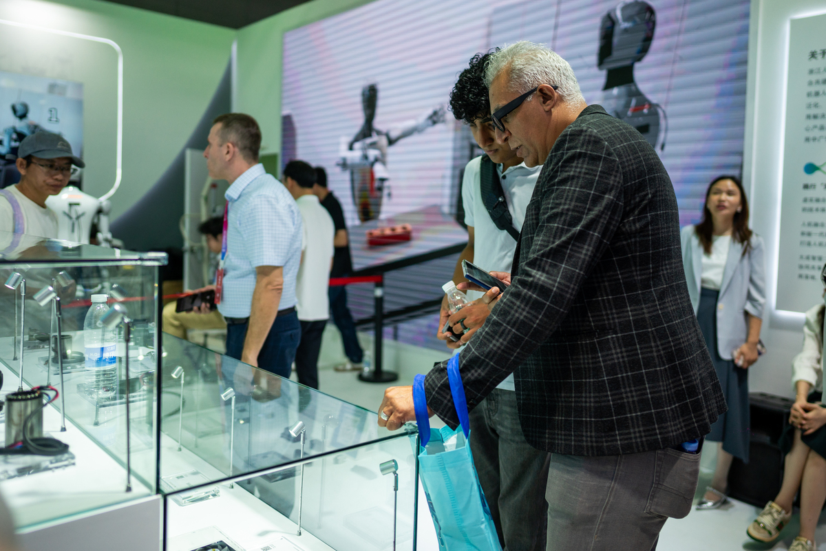 36家中国企业亮相美国西部眼镜展，展出面积超530平米