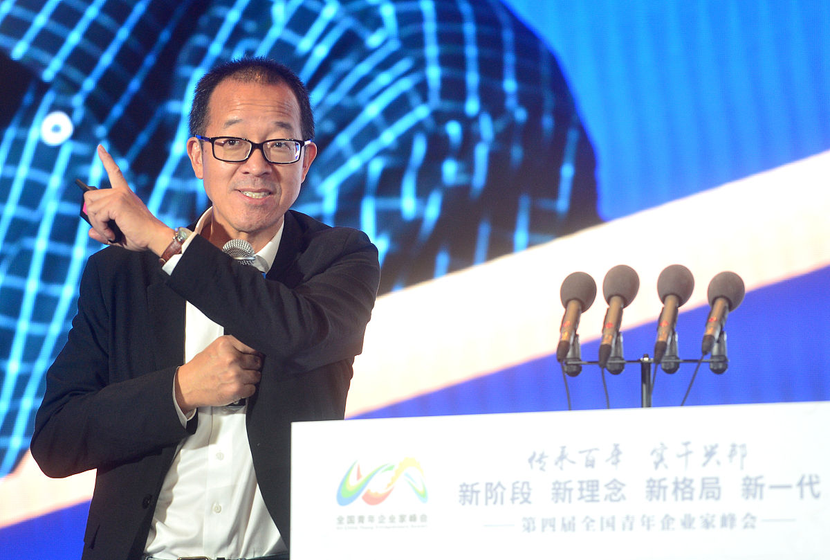 结合具体事迹说说于敏为什么是一个勇于接受挑战不断追求更高的目标的人