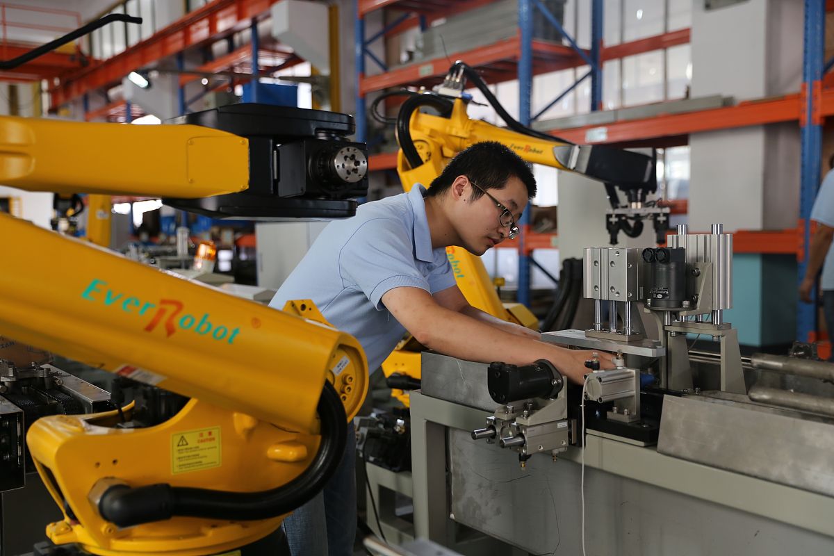 自动化夹具开发部上半年工作总结和下半年发展规划经营会议