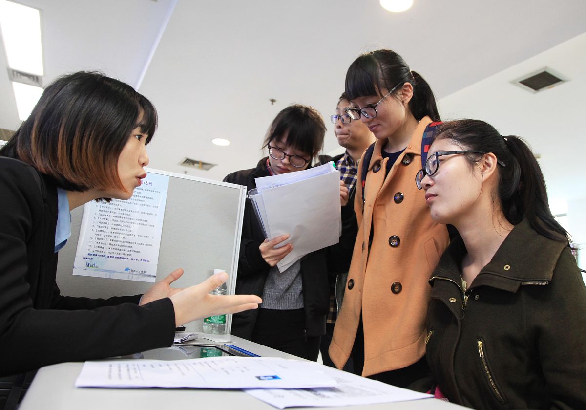 大学生参观实习报告归纳总结不少于500字