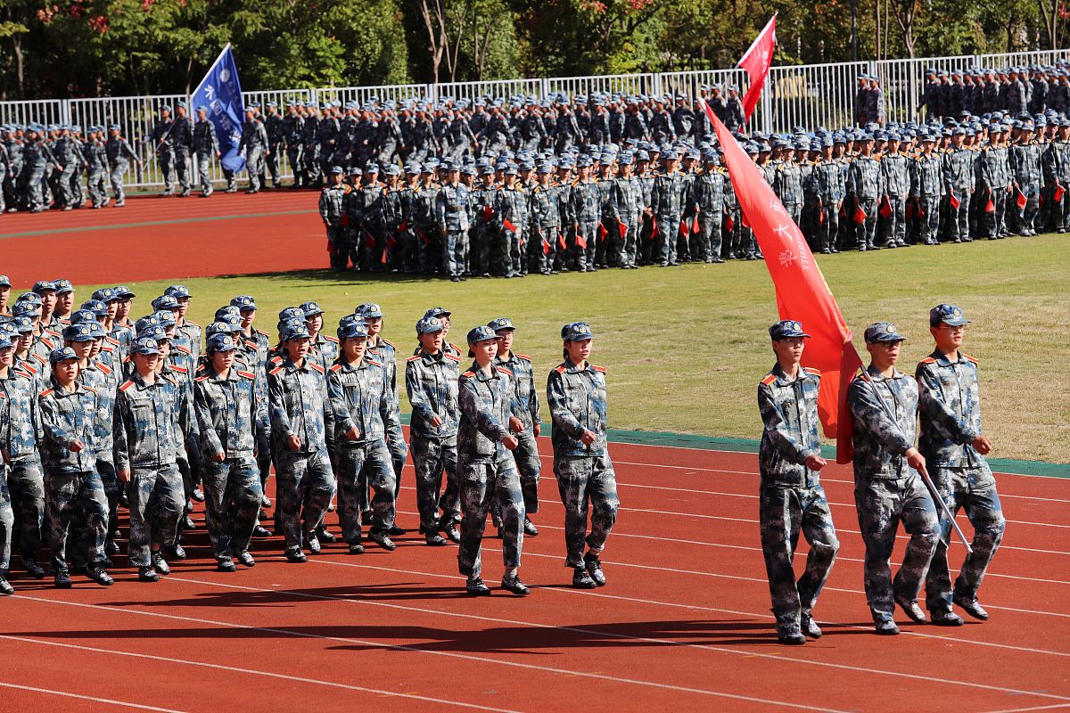 军训方队入场稿