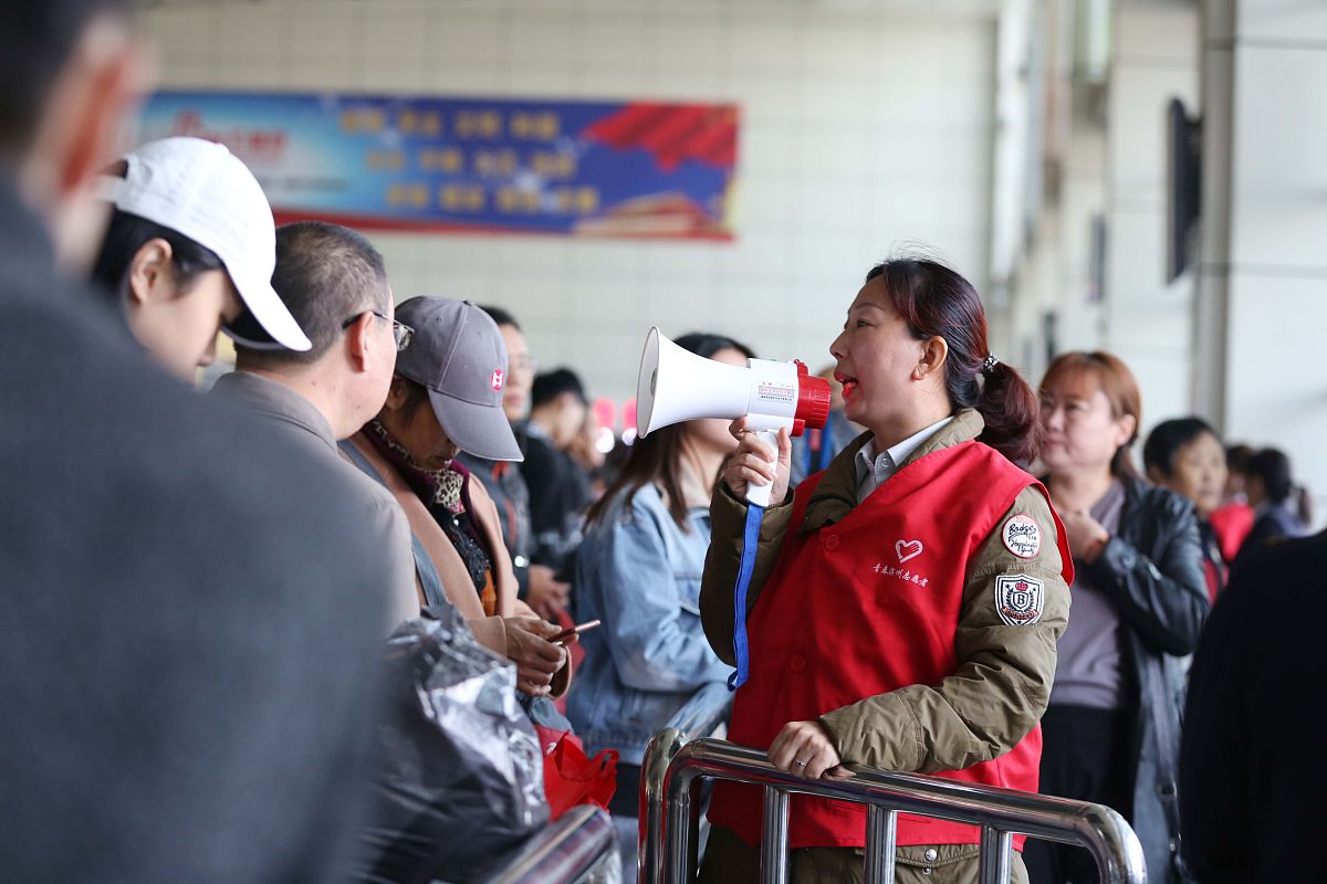 香格里拉县初中生学高铁专业需要读几年？