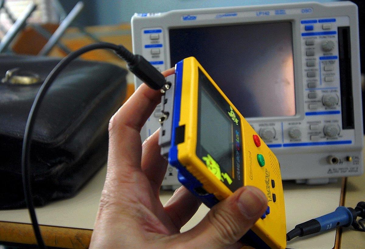 怎么使用vivado的逻辑分析仪来监测串口通信的信号