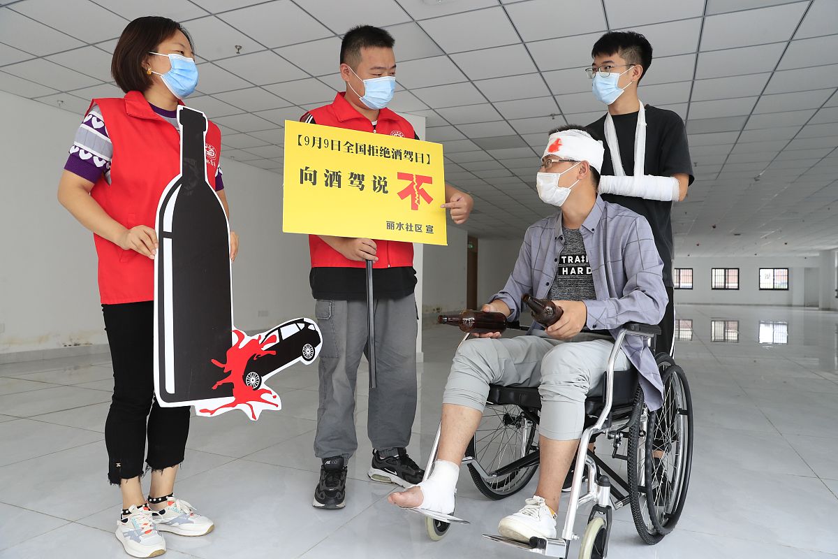 初中孩子讲生命是最珍贵要热爱生命能和日常行为结合详细说明