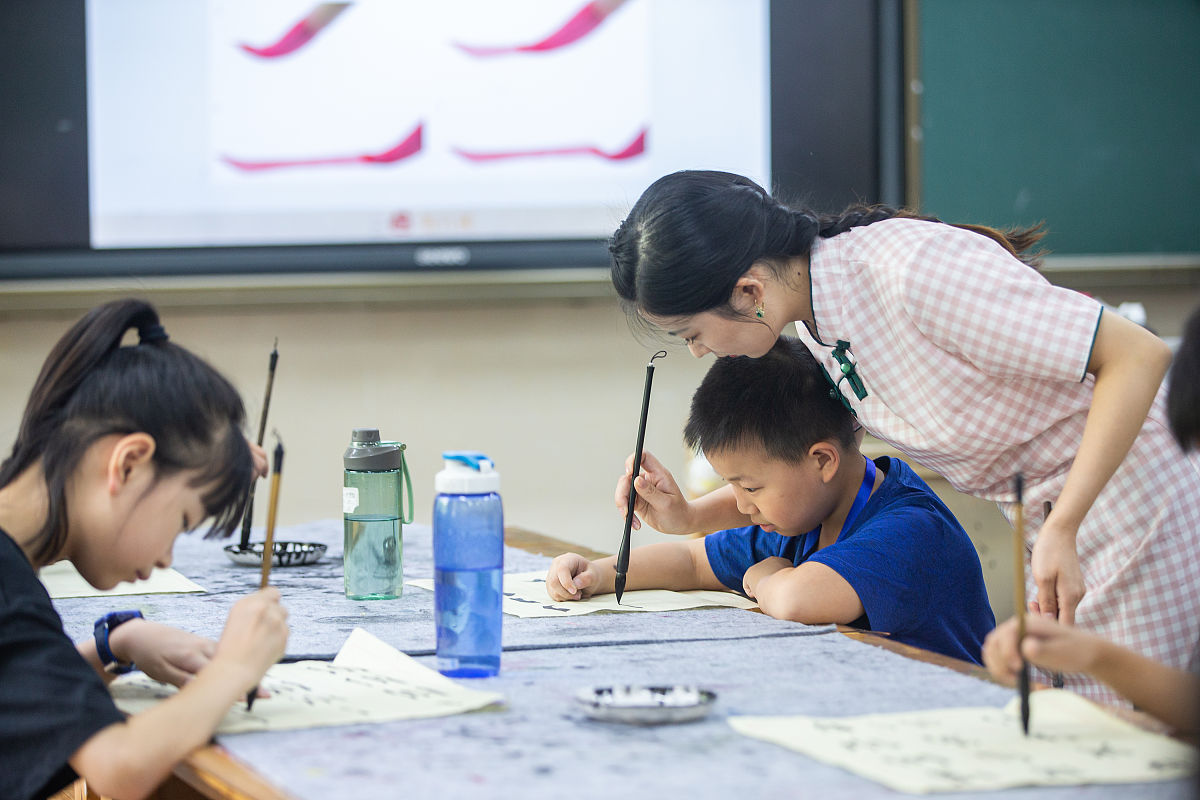 2021年7月19日,杭州,小学生暑期托管服务开展首日,西湖区暑期托管服务