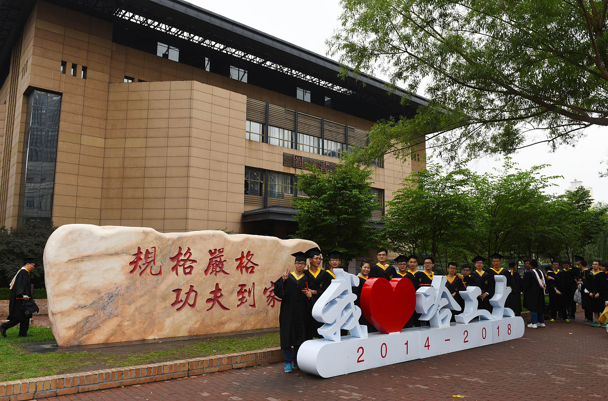 重庆市立信职业教育中心影像与影视技术专业：课程设置、学习情况及发展前景