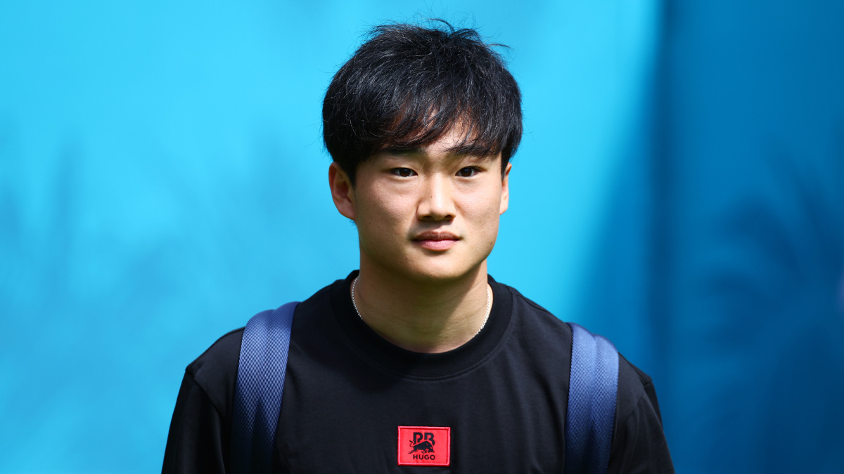 Faker状态上热搜：电竞传奇的荣光与隐忧