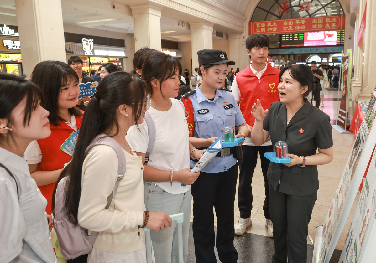 铁路纵横向保护：确保运输安全与畅通