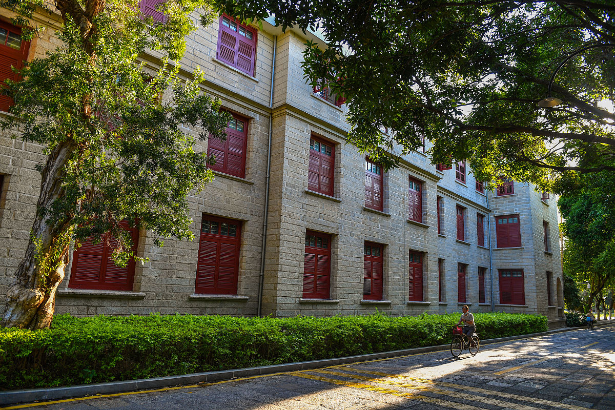 黄麓师范学校2021年招生条件是什么