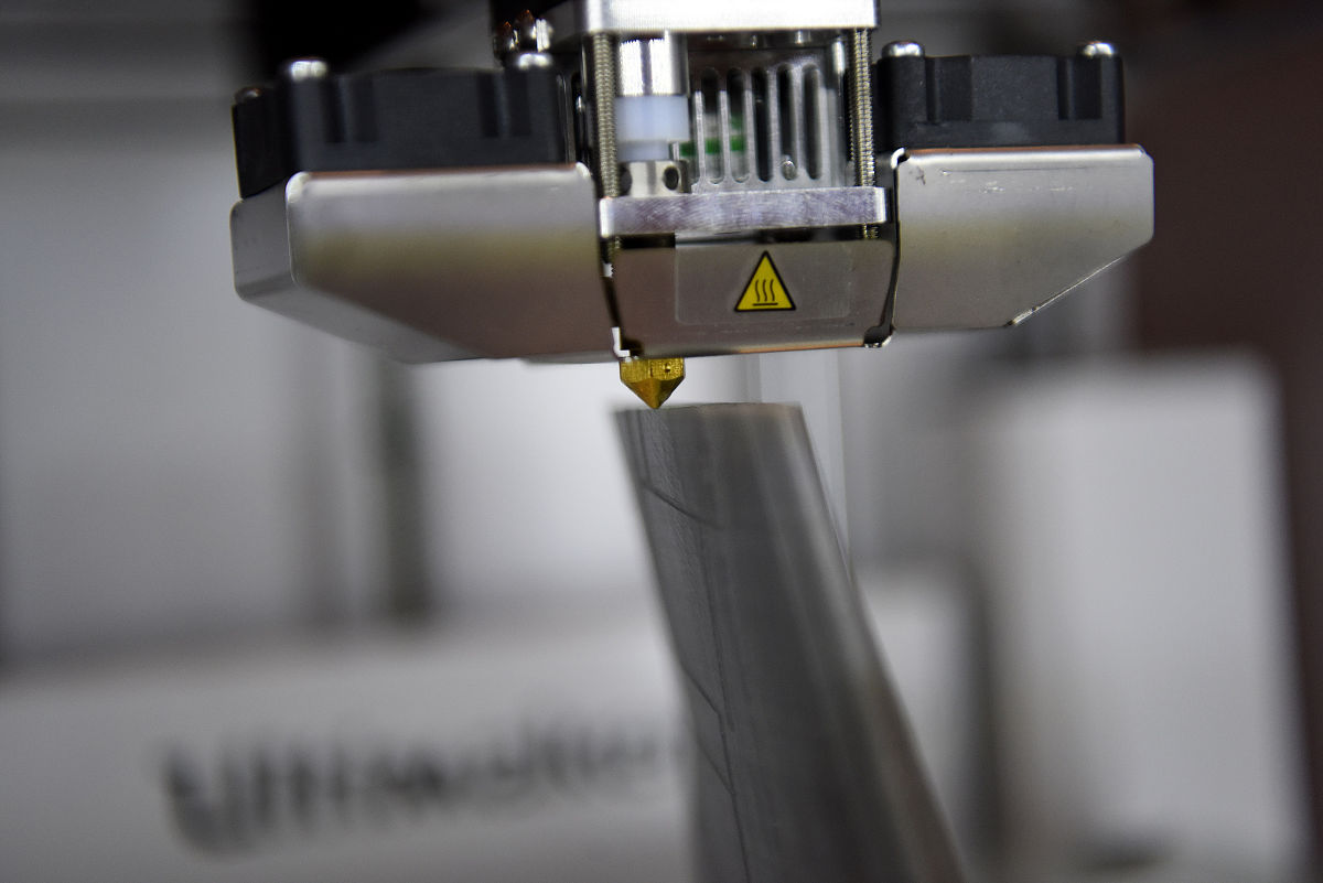 激光超声技术应用于金属结构无损检测的改进研究