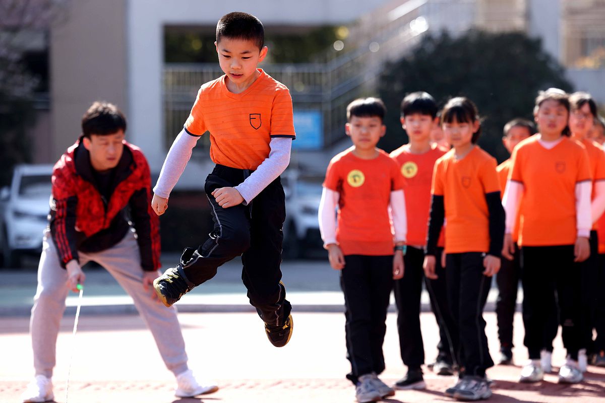 小学生体能培养方法：7个技巧助孩子强健体魄