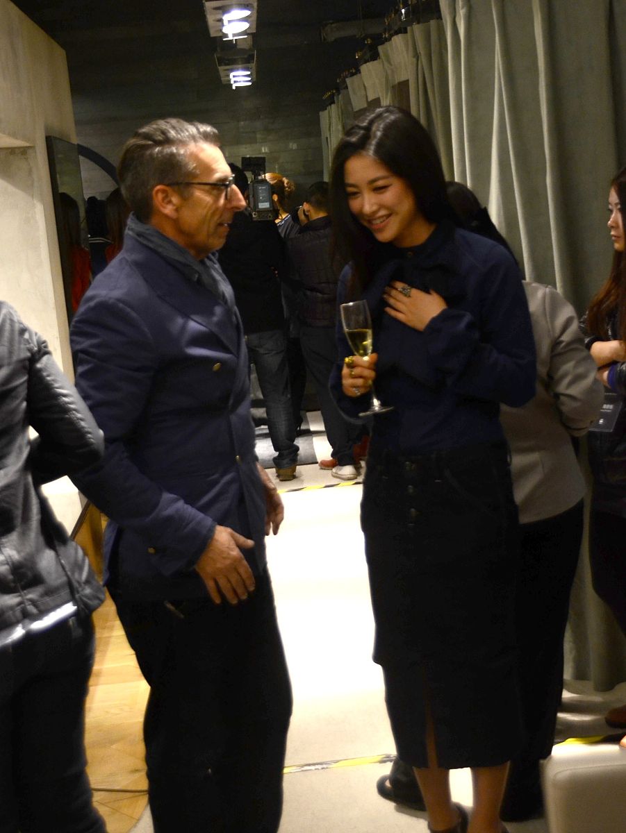 连续十年入选全球最美面孔，朱珠对话贾樟柯：这三年的蜕变与选择