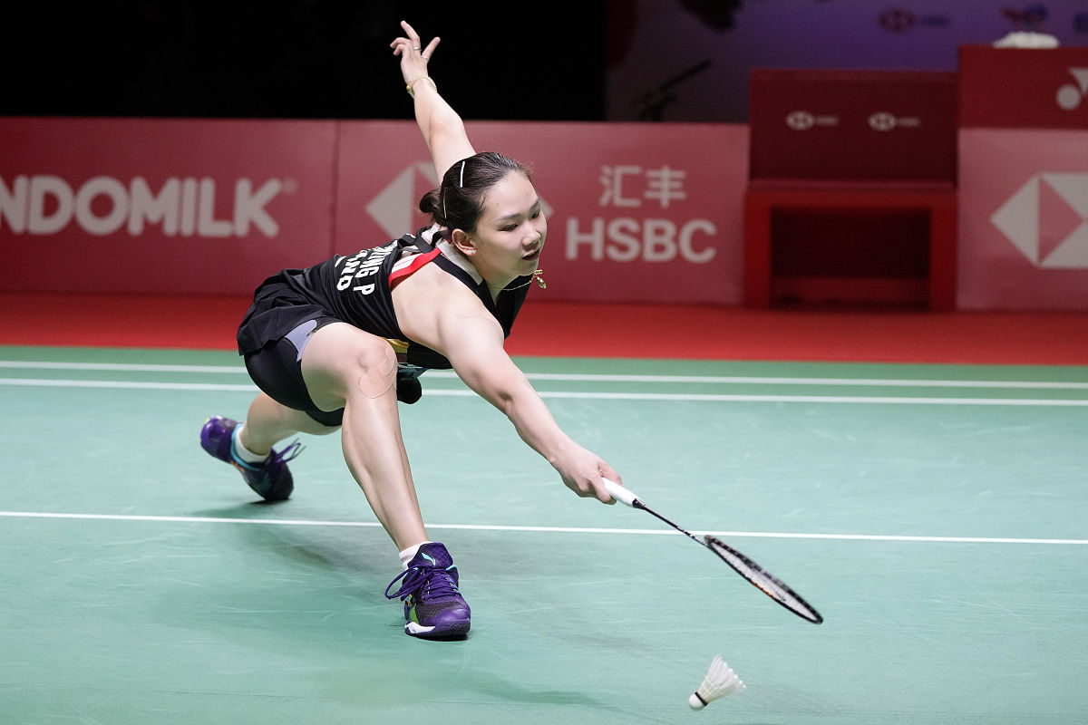 判断：在网球挑高球又被称为蜈蚣球