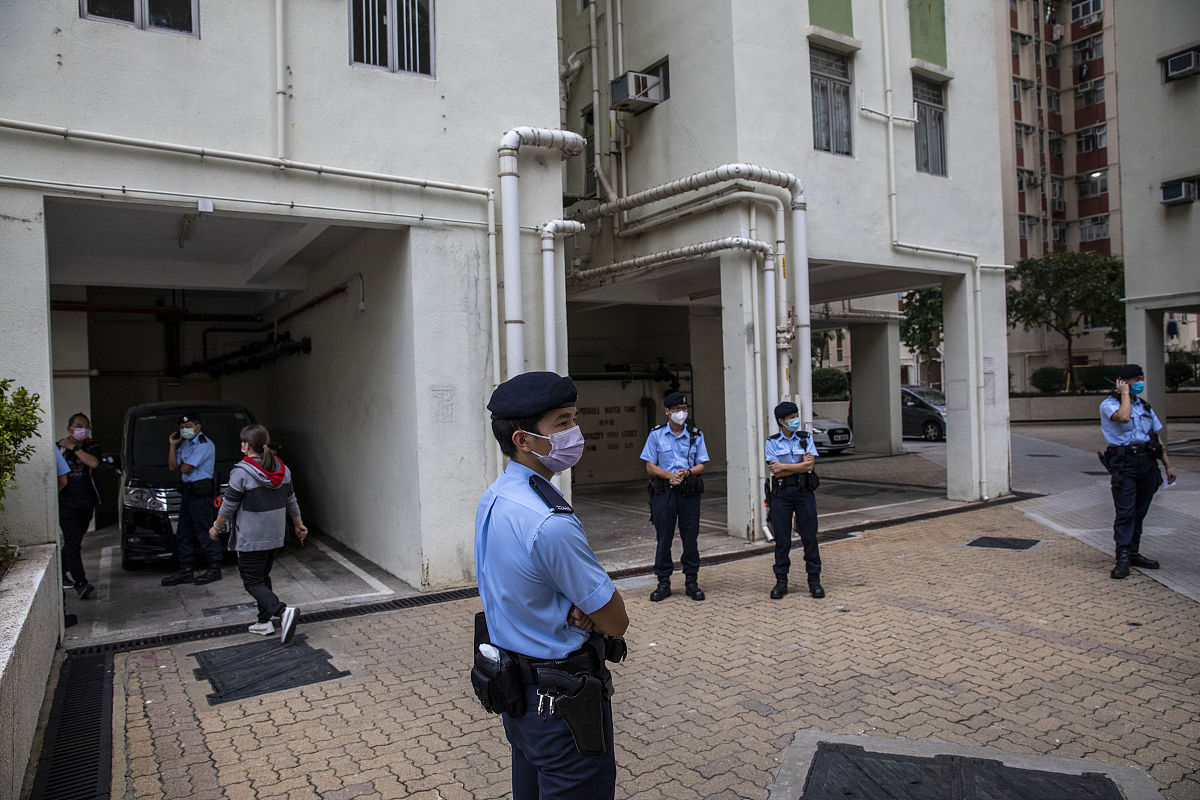 云南省五华区监狱帮我用210字详细描述