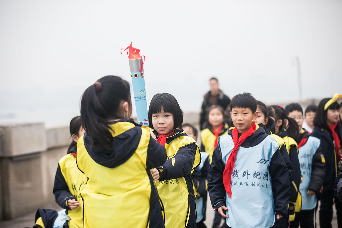 杭州中专学校入学指南：2022年入学流程及所需证件