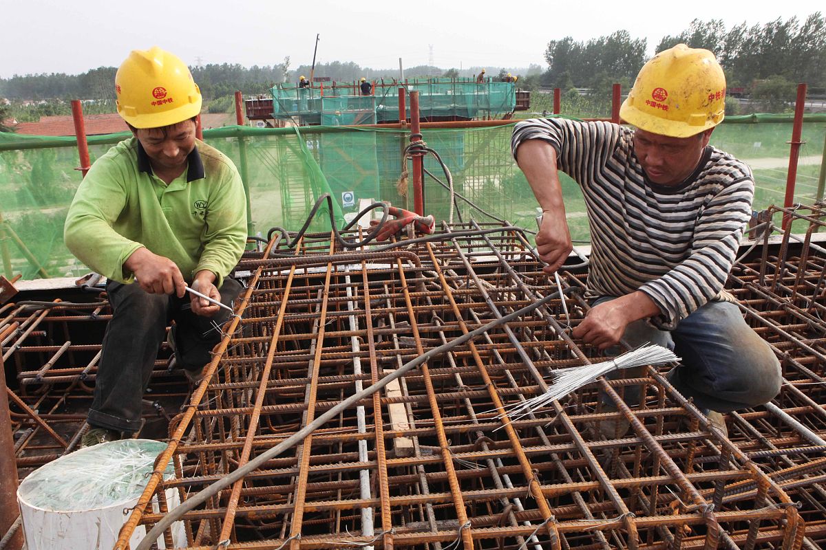 就读成都铁路中专学校等于选择了一个铁饭碗