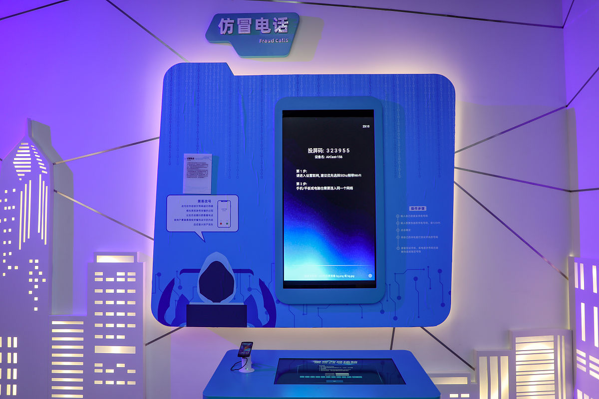 产品不完善与手机接触启动慢作为AI语音助手产品的完善程度与与手机的接触启动速度都是非常重要的因素。如果产品不完善可能会导致语音识别不准确、功能不稳定、用户体验差等问题影响用户的使用体验；而与手机接触启动慢则会影响用户的使用效率和便捷性。因此产品设计和开发团队需要重视这些问题不断优化产品功能和性能提升用户体验和满意度。你好
