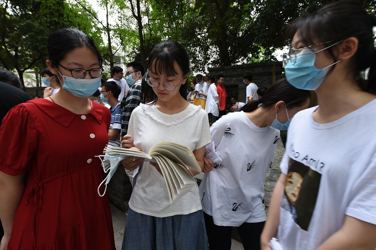 (如需下载使用,请务必署名:红星新闻 王欢/视觉中国)2020年7月7日,成