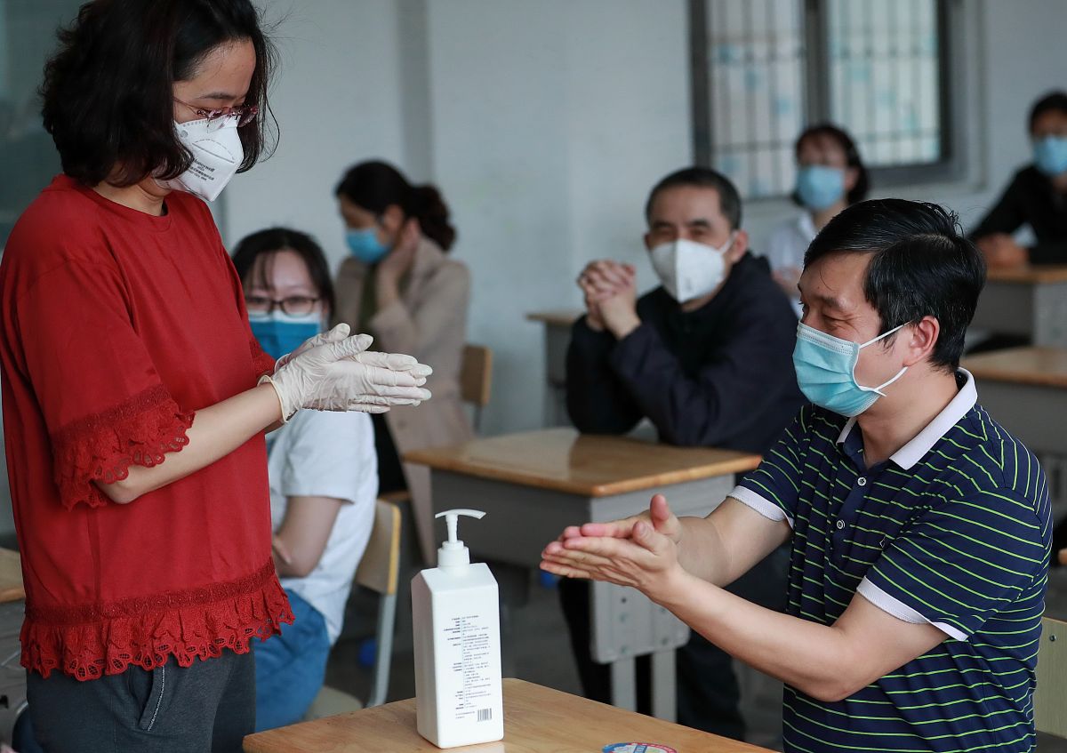 湖北广播电视学校2023年招生简章：前景展望与发展方向