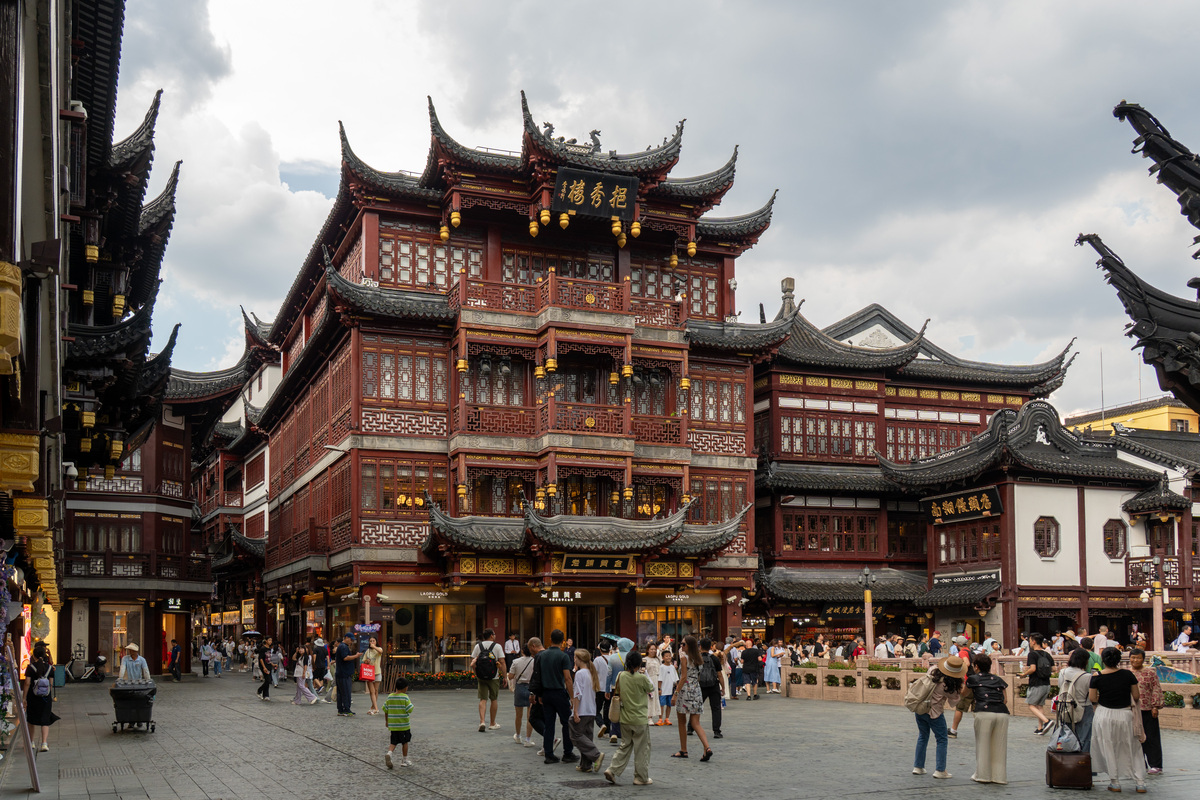 اسامی اساطیری ایرانی: لیست کامل از قهرمانان و شخصیت‌های افسانه‌ای