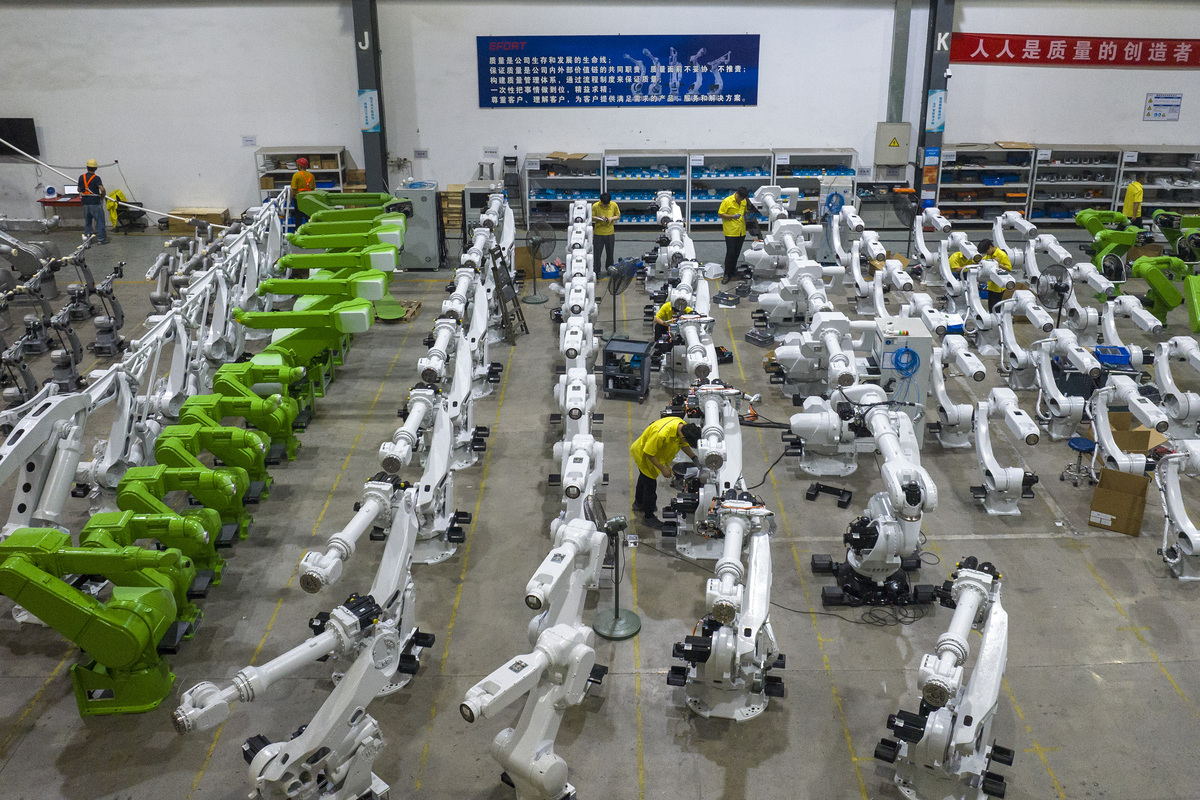 达州全星职业技术学校工业机器人专业就业前景分析