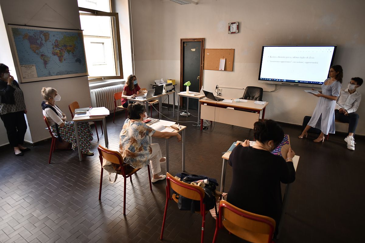 华坪县职业高中2021年报名需要满足哪些条件