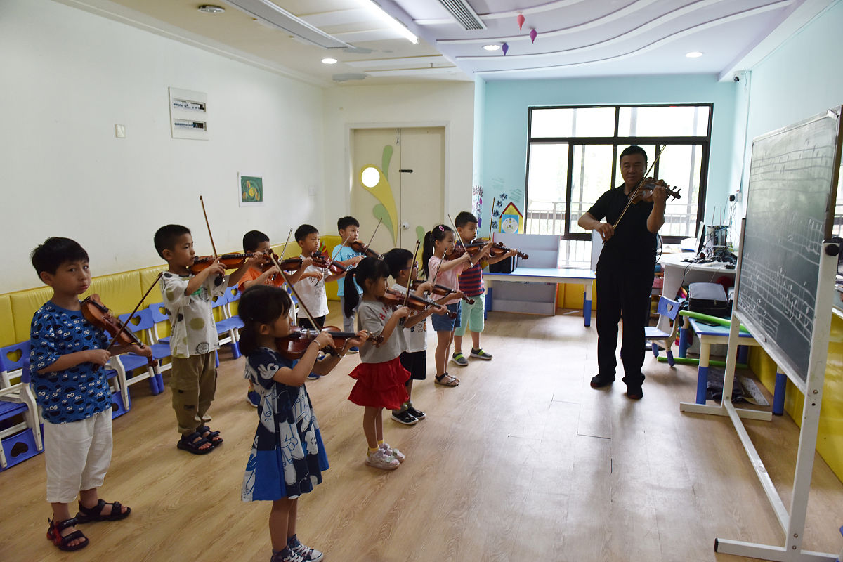 重庆2021年女生读幼师学校学什么好？适合女生学习的幼儿教育课程推荐