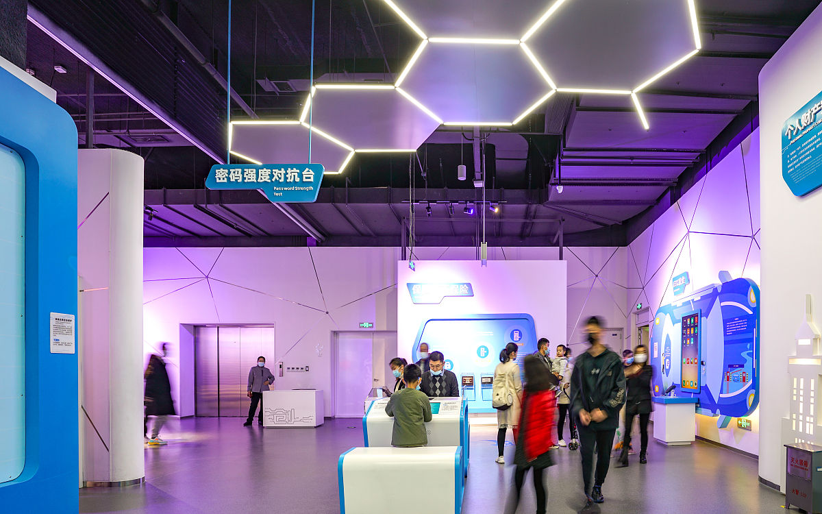 郑州网络安全科技馆观后感：保护信息安全的必看之地