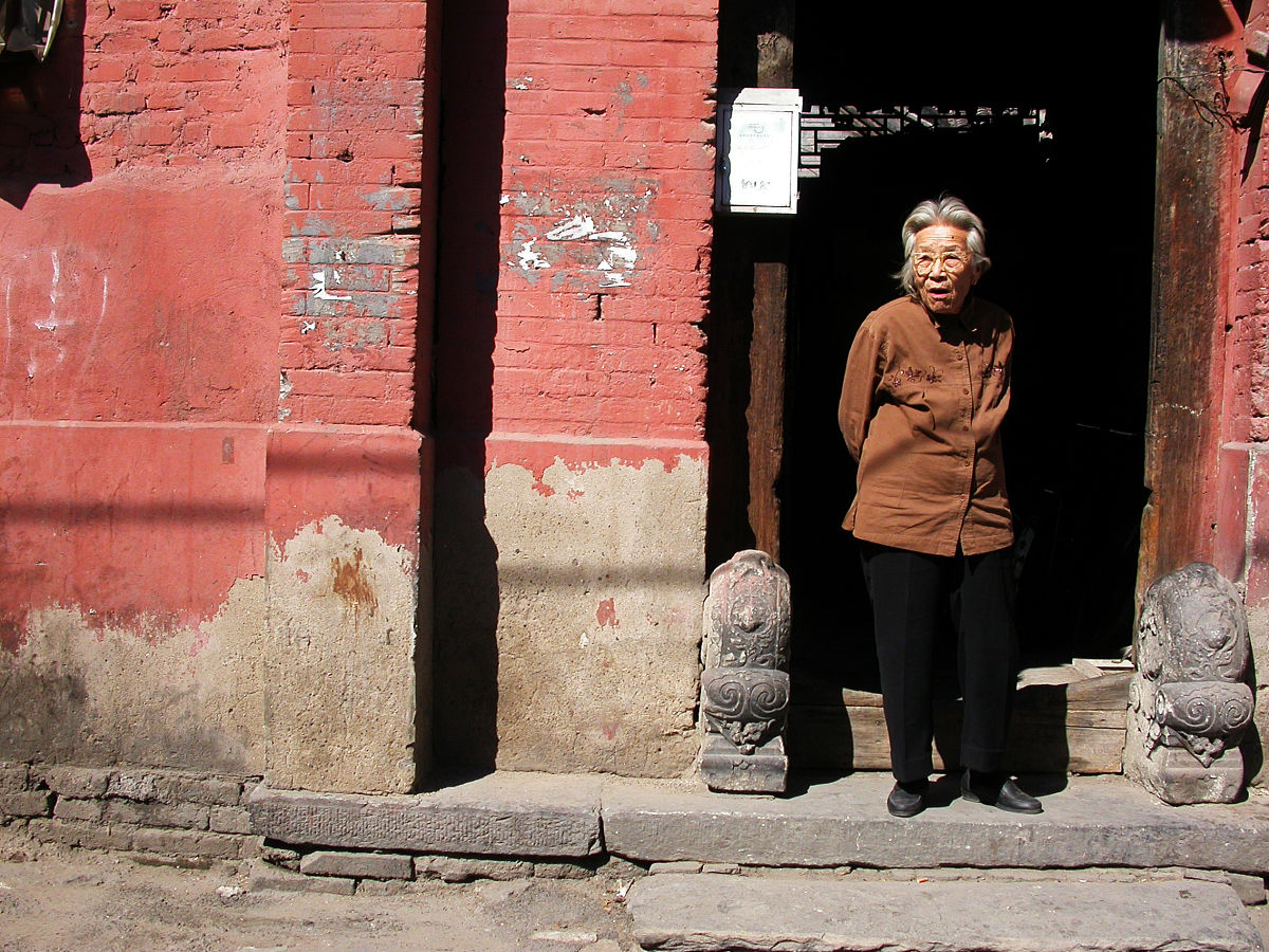 成都站：城市发展规划中的枢纽引擎