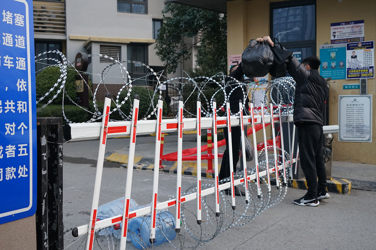 翻译
An enclosure/barrier is required when there is stored energy.