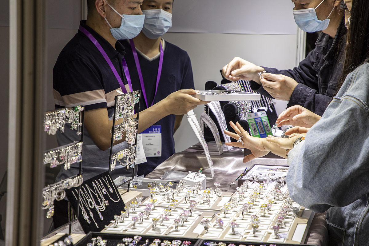 珠宝首饰工艺及鉴定专科课程有哪些？