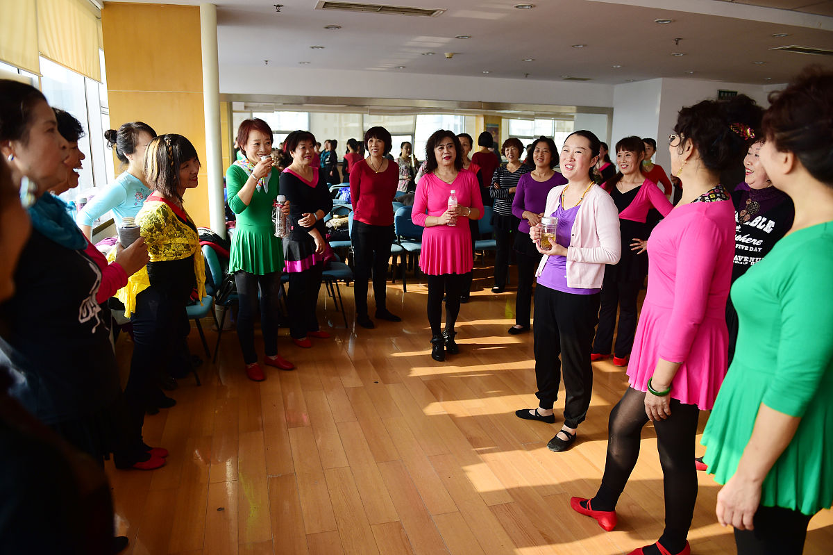 老师我想对您说 写一篇300字小学作文