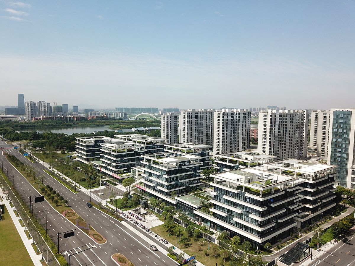 以杭州滨江高科技园区为例要求创作字数500字的简述创新集群概况