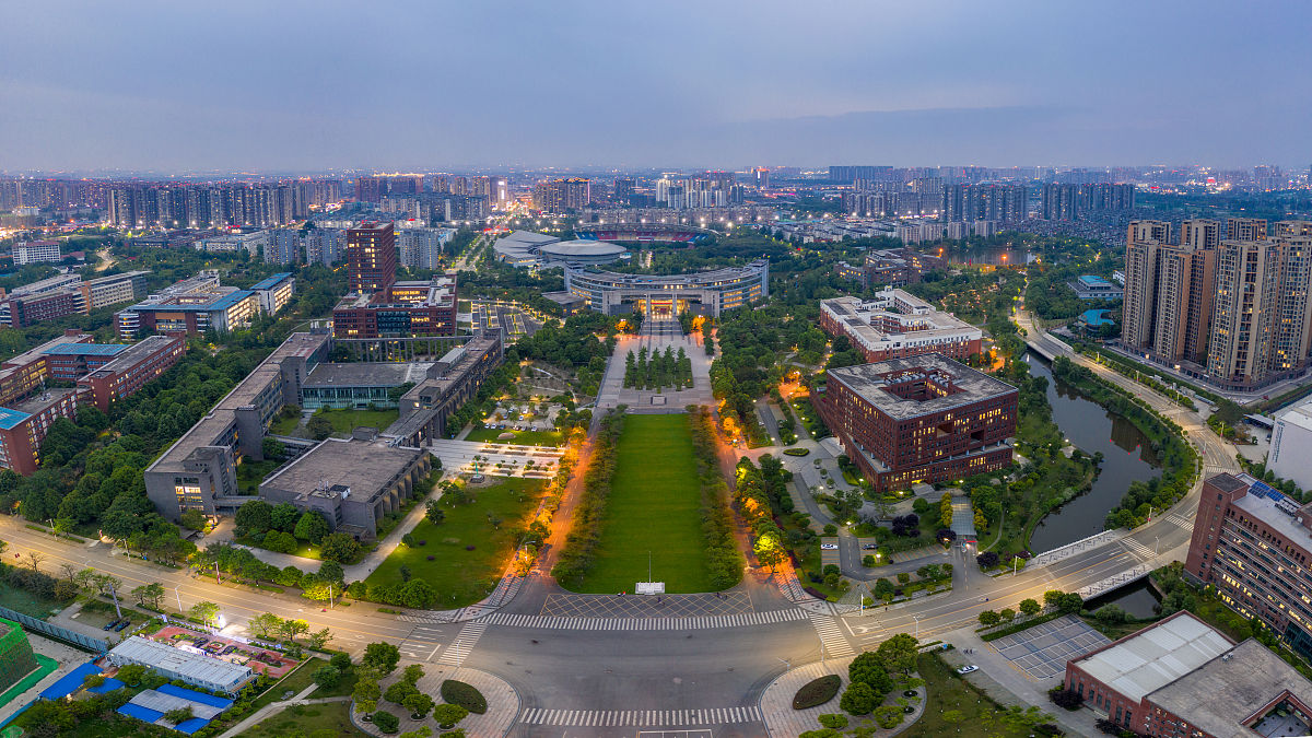 成都哪所学校的铁路运输管理专业好