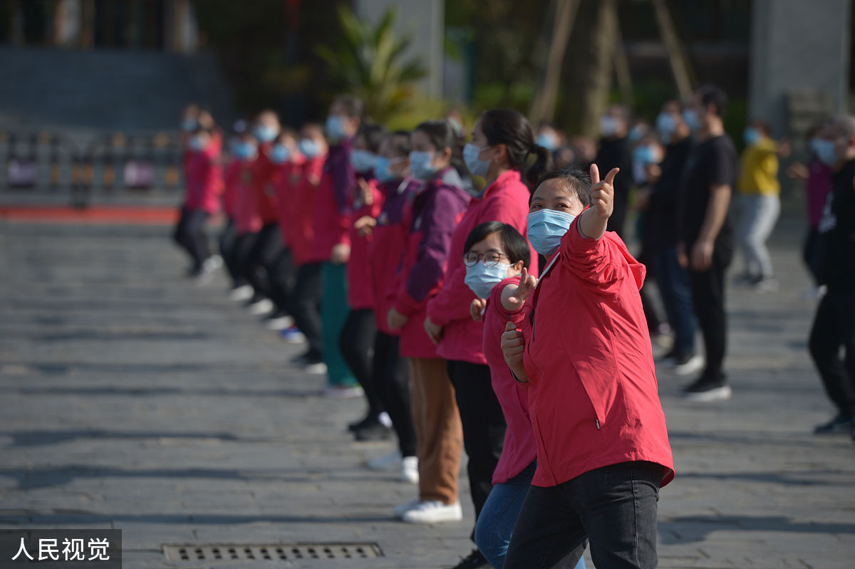 (如需下载使用,请务必署名:红星新闻 王勤/人民视觉)2020年3月19日,队