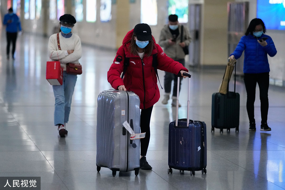 蚊帐支架金属的能上高铁吗帮我用110字详细描述