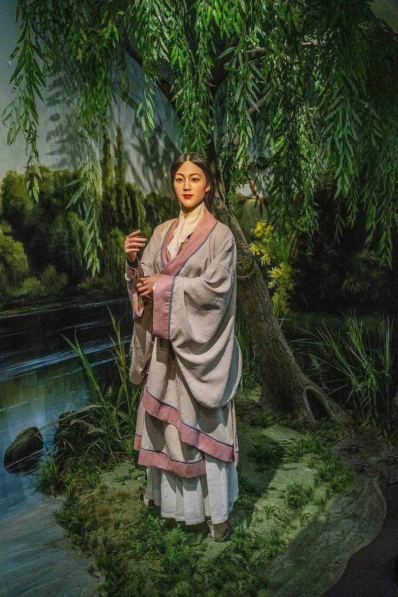 重庆荣昌区职业教育中心服装设计与工艺专业3+2五年制大专招生